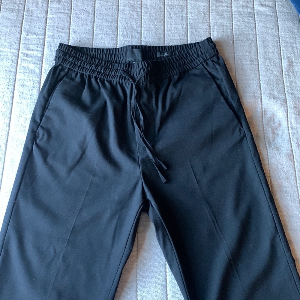 H&M SLIM CHINOS - MENS XS
